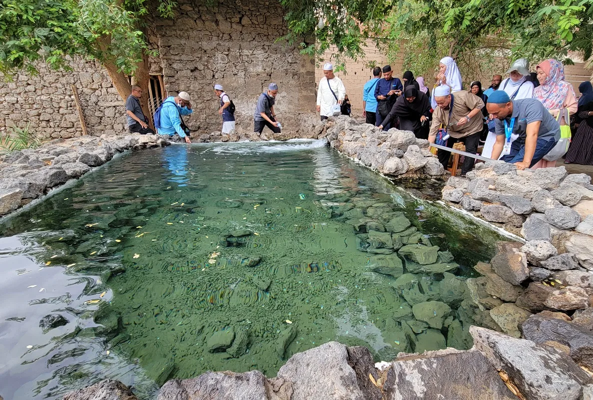 Ethiq Well: Where People of Madinah Greeted the Prophet (PBUH) Location and Significance