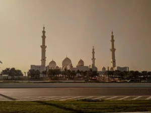 3,600 Convert to Islam in Dubai in First Half of 2025