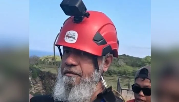zakir naik bali beach jump