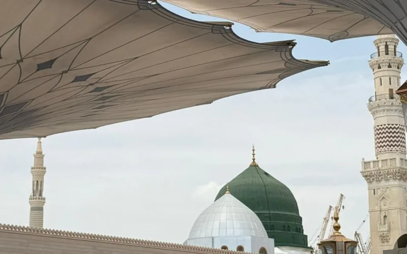 Imams of Two Holy Mosques Declare 12 Rabi al Awwal Celebrations Biddah