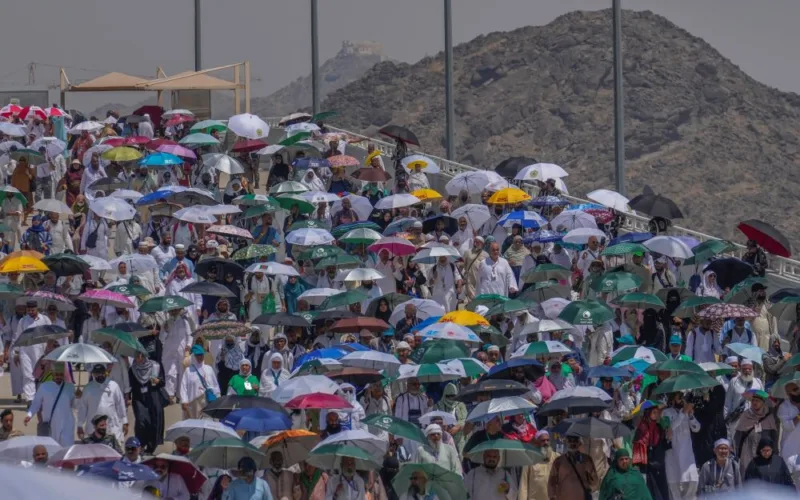 Pilgrims at mount arafa
