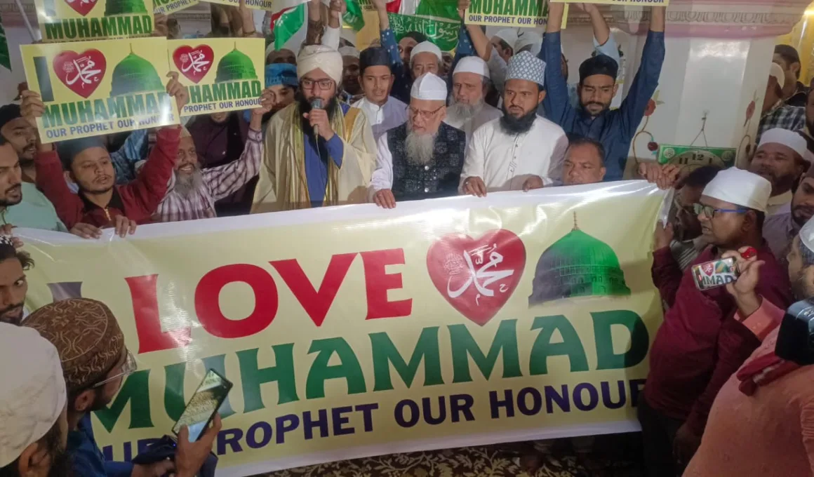 i love muhammad protest india