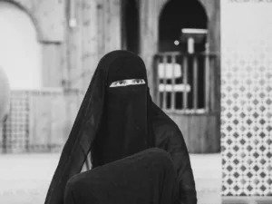 woman wearing face veil