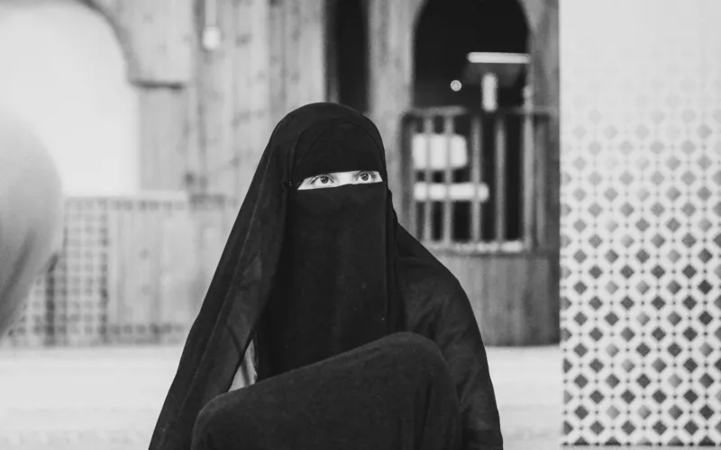 woman wearing face veil