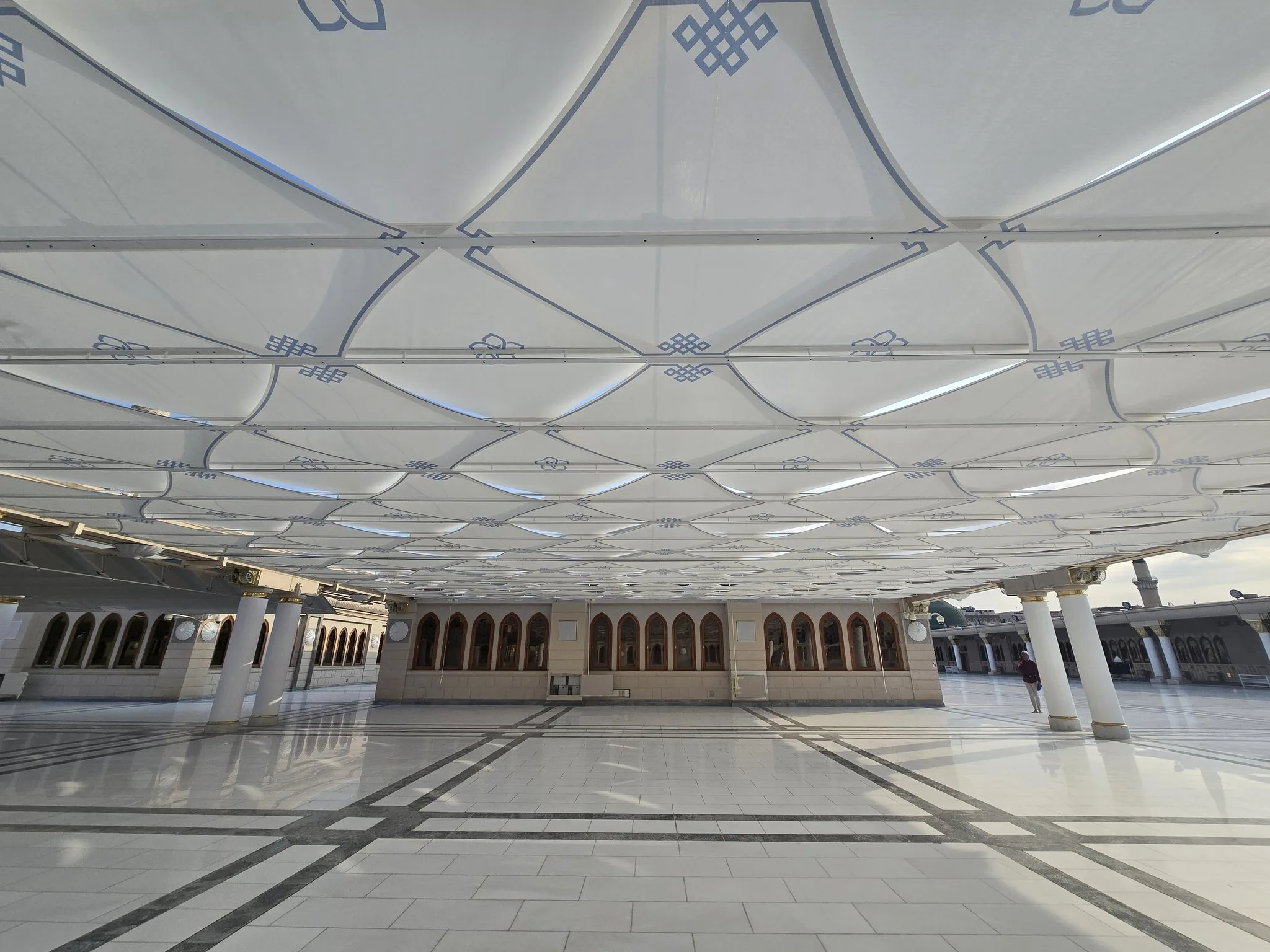 new shades prophet mosque madina nov 2025