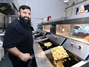 Mubinul Hoque from Portlands Fish & Chip