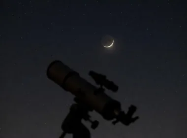 telescope new moon crescent