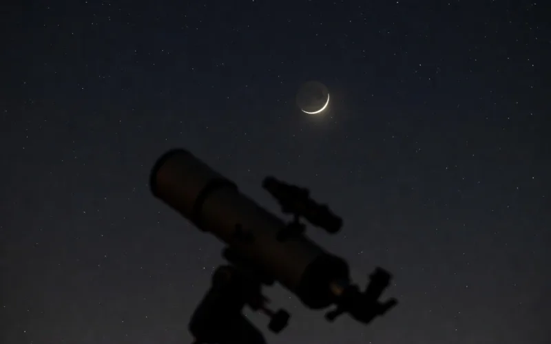 telescope new moon crescent