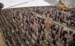 32 Million Worshippers and Umrah Performers Visited Two Holy Mosques in First 10 Days of Ramadan 2026