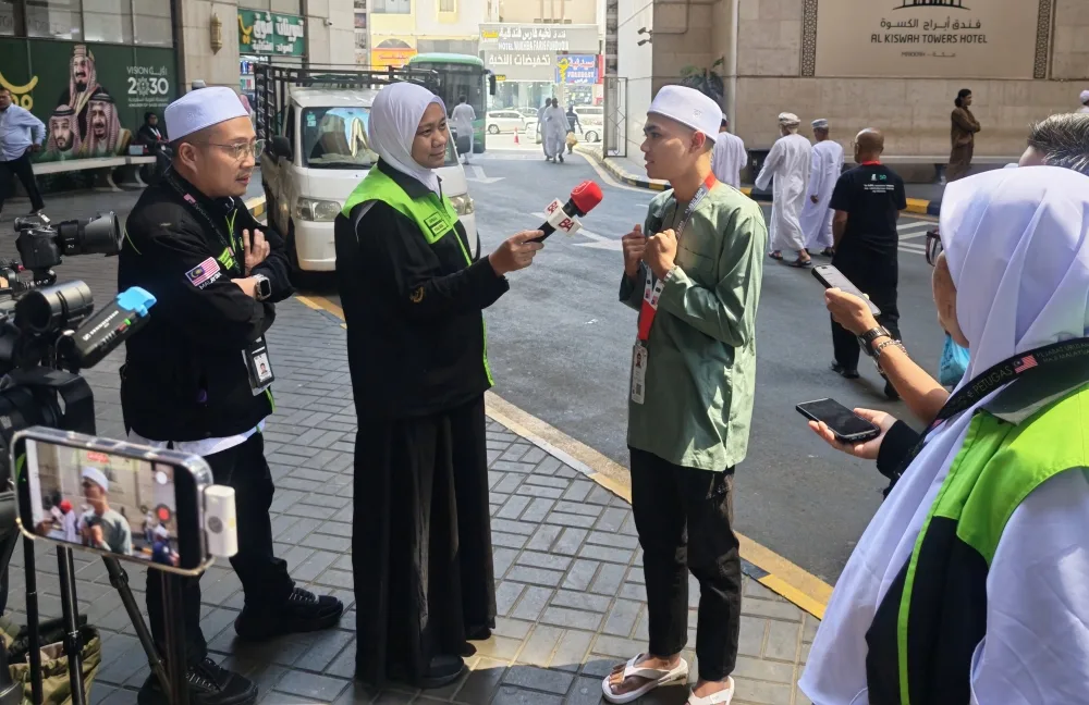 Eusoff Azman giving interview during hajj 2026