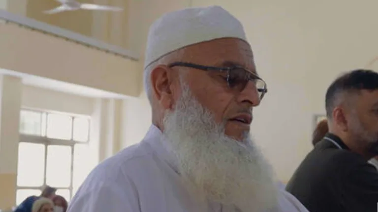 Safdar Khan