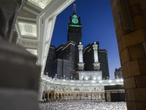 Masjid al Haram Opens Women's Volunteer in Tech, Media, AI, Photography, Data and Design