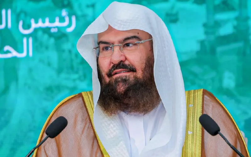 Al Sudais Condemns Attacks Targeting Sacred Sites in Makkah
