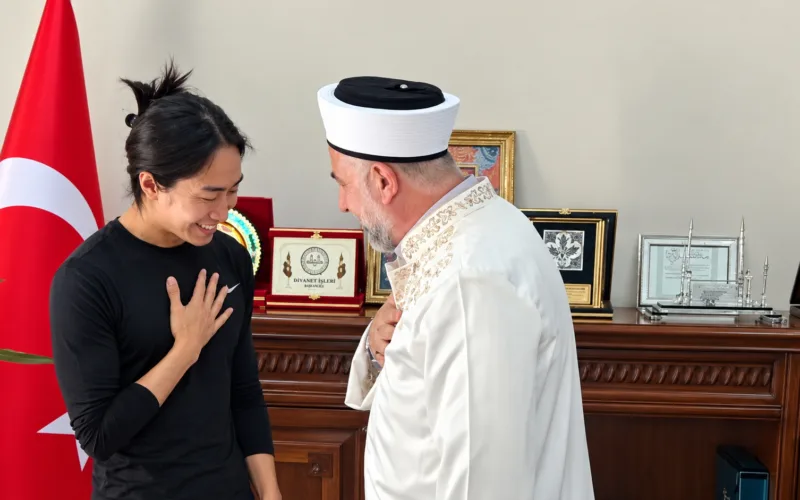 South Korean Tourist Converts to Islam in Mardin, Türkiye