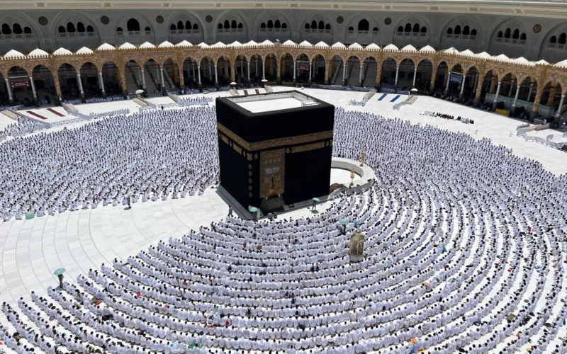 Masjid al Haram Completes 100 Years Of Salah Under One Imam Only